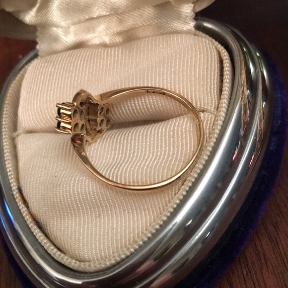 14k Gold Diamond & Sapphire ring - Picture 6 of 7